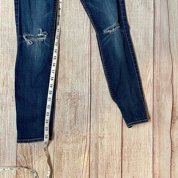 7 For All Mankind Ankle Gwenevere Skinny Jeans - Picture 4 of 8